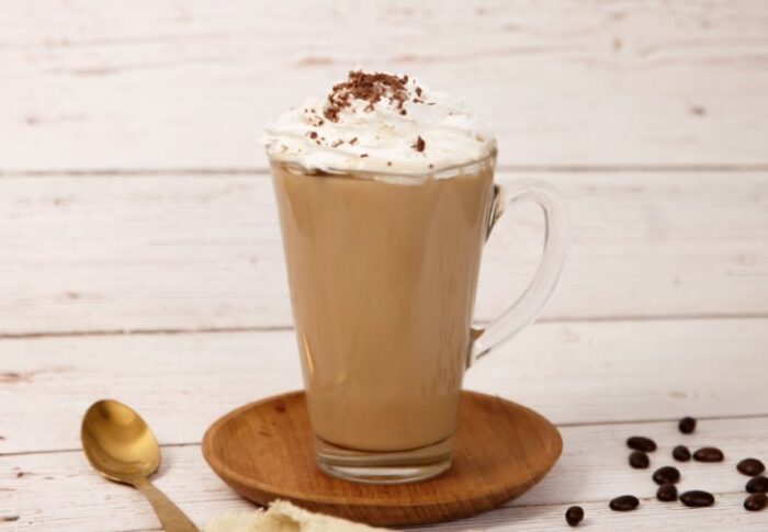 L&rsquo;art du latte : astuces et techniques faciles à maîtriser