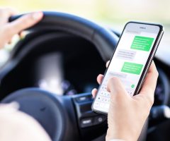 Téléphone au volant : le danger que l&rsquo;on refuse de voir