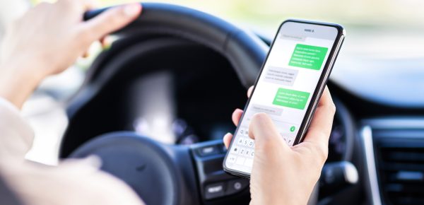 Téléphone au volant : le danger que l&rsquo;on refuse de voir
